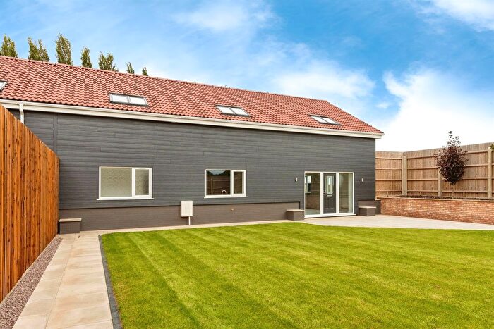 5 Bedroom Barn Conversion For Sale In Cock Bank, Whittlesey, Peterborough, PE7
