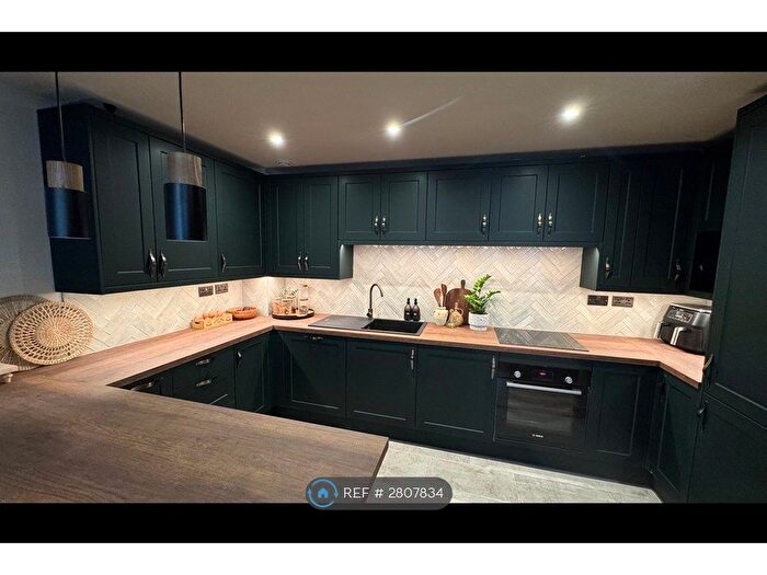 1 Bedroom Flat To Rent In Baltic Apartments, London, E16