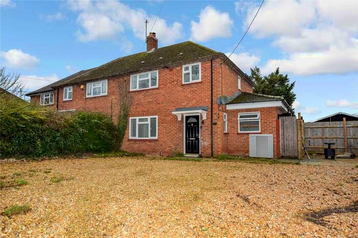 3 Bedroom Semi-Detached House For Sale In Marvyn Cottages, Camp Road, Ufton Nervet, Reading, RG7
