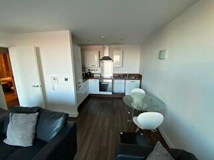 2 Bedroom Apartment To Rent In Sackville Street, Barnsley, S70