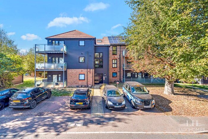 2 Bedroom Apartment For Sale In Ingre House, Hornchurch, RM12
