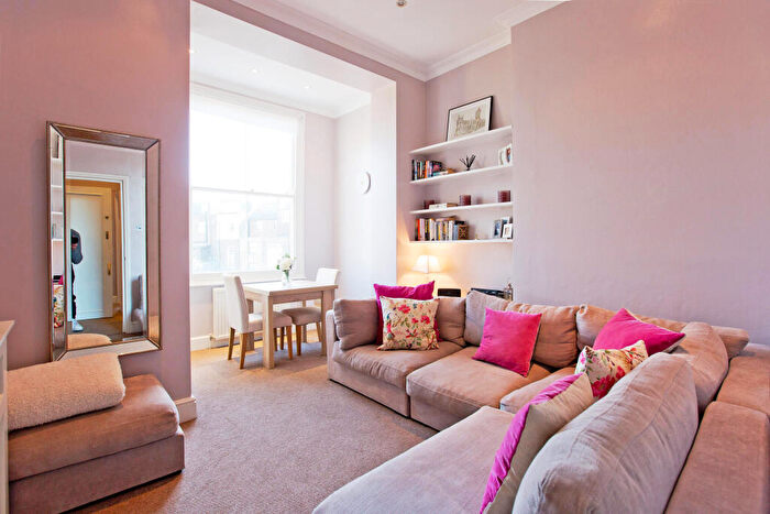 2 Bedroom Apartment To Rent In Ainger Road, Primrose Hill, London, NW3