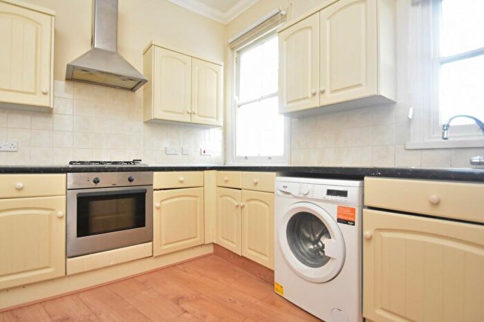1 Bedroom Flat To Rent In Havant Street, Portsmouth, Hampshire, PO1