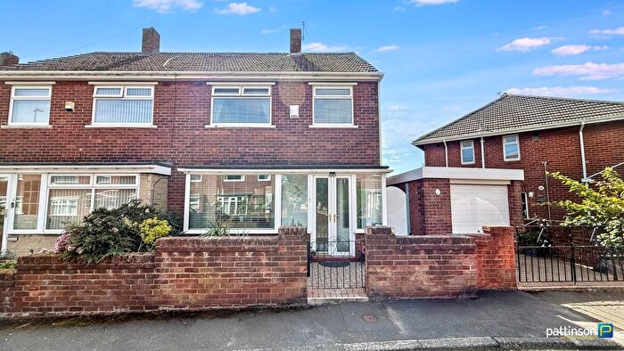 3 Bedroom Semi-Detached House For Sale In Seaton Avenue, Newbiggin-By-The-Sea, NE64