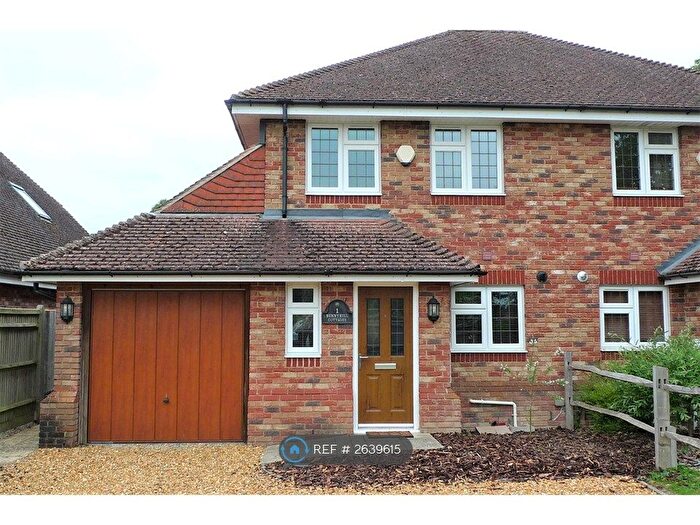 3 Bedroom Semi-Detached House To Rent In Sunnyhill Cottages, Crawley Down, Crawley, RH10