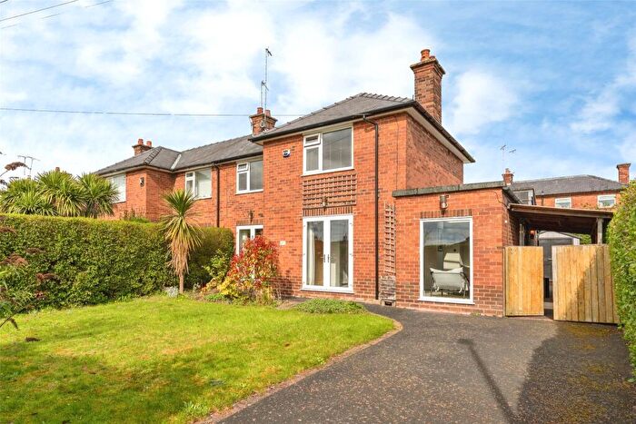 3 Bedroom Semi Detached House For Sale In Burton Road, Little Neston, Neston, Cheshire, CH64