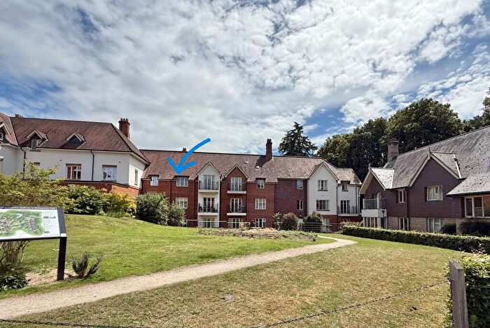 1 Bedroom Retirement Property For Sale In Garnier Drive, Bishopstoke Park, SO50