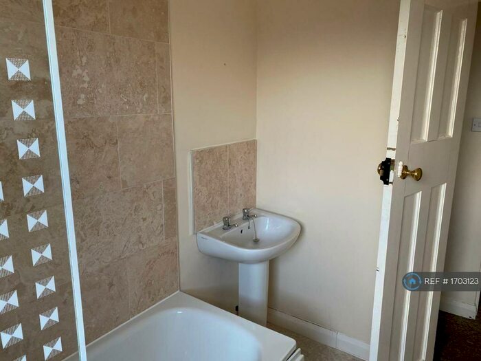 4 Bedroom Terraced House To Rent In Coldhams Lane, Cambridge, CB1