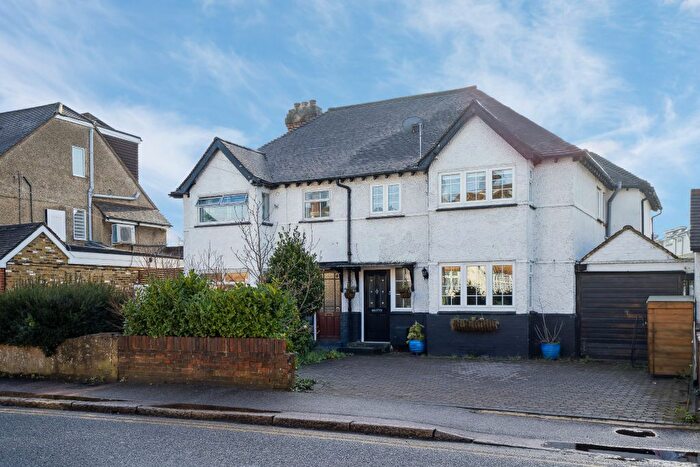 4 Bedroom Semi Detached House For Sale In Watford Road, Croxley Green, Rickmansworth, WD3