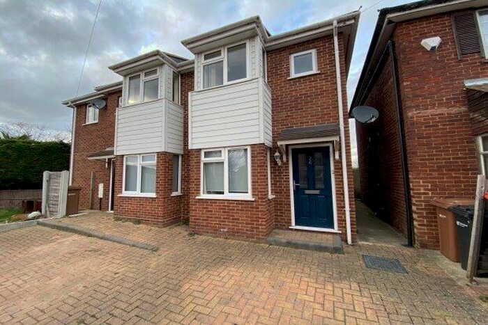 2 Bedroom Maisonette To Rent In Arnhem Road, Chelmsford, CM1