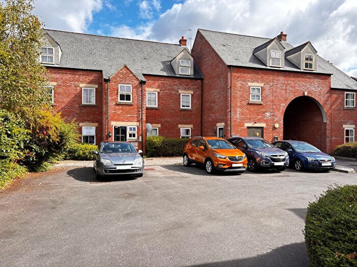 2 Bedroom Flat For Sale In Farm Street, Archway House Farm Street, GL1