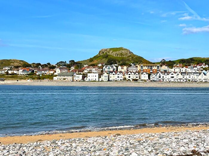 2 Bedroom Apartment For Sale In Deganwy Lodge, Deganwy Road, Deganwy, ConwyConwy (County Of), LL31