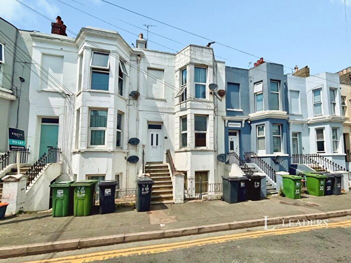 1 Bedroom Flat To Rent In Ceylon Place, Eastbourne, East Sussex, BN21