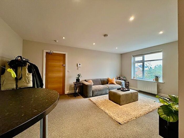 2 Bedroom Flat To Rent In Castle Road, Kirby Muxloe, Leicester, LE9
