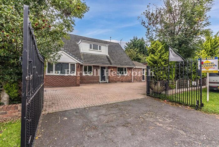 4 Bedroom House For Sale In Royal Avenue, Leyland, PR25