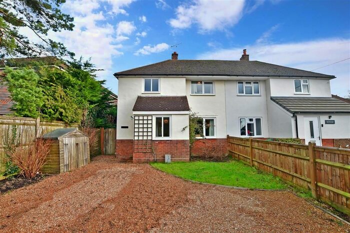 4 Bedroom Semi-Detached House For Sale In Tunbridge Wells Road, Mark Cross, Crowborough, East Sussex TN6