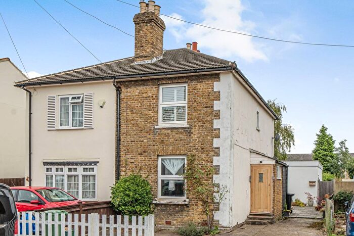 1 Bedroom Flat To Rent In Stanley Road, Bromley, BR2