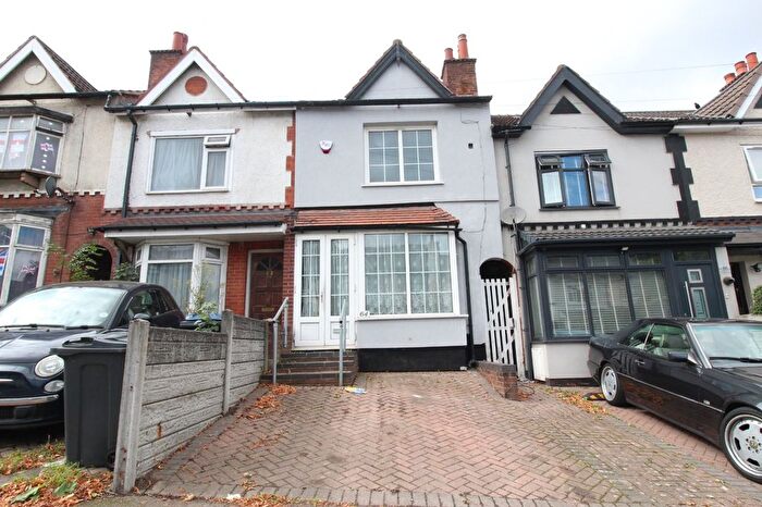 2 Bedroom Terraced House For Sale In Churchill Road, Birmingham, West Midlands, B9