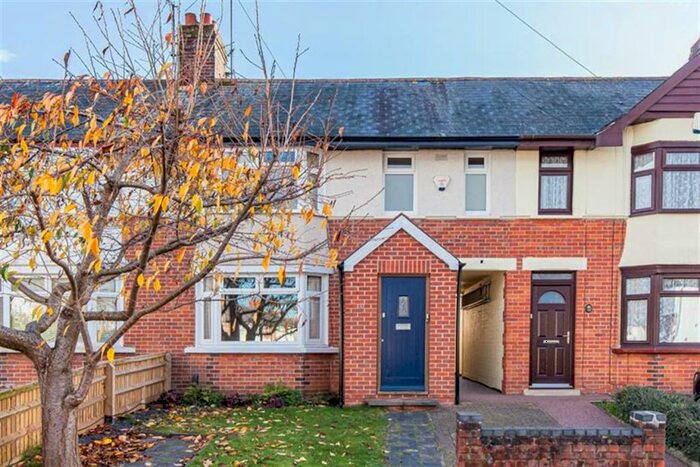3 Bedroom Semi-Detached House To Rent In Campbell Road, Florence Park, East Oxford, Oxford, OX4