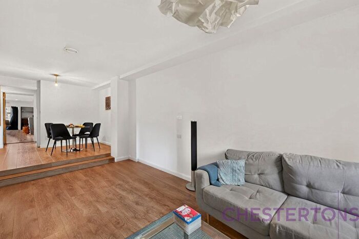 2 Bedroom Flat To Rent In Maritime House, Greens End, SE18