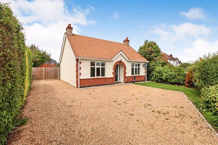 4 Bedroom Detached Bungalow For Sale In Bedford Road, Great Barford, MK44