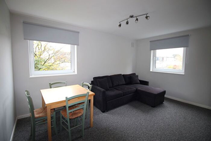 1 Bedroom Flat To Rent In Nursery Walk Court, Sunningfields Road, London, NW4