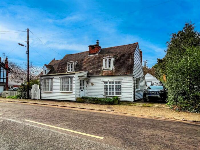 3 Bedroom Cottage For Sale In North Street, Tillingham, Southminster, CM0