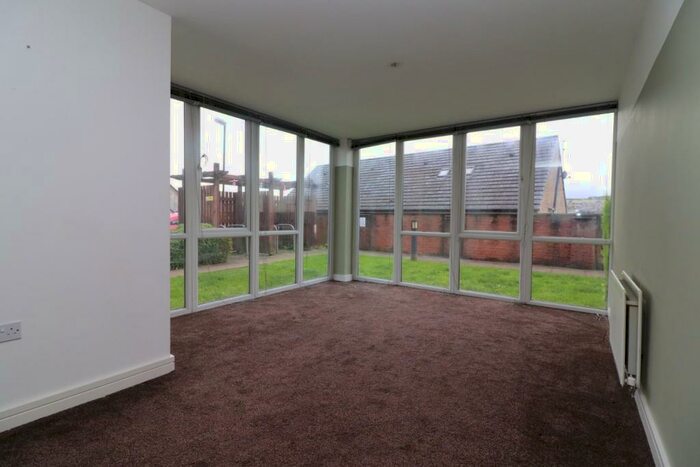 2 Bedroom House To Rent In Ainsworth Close, Darwen, BB3