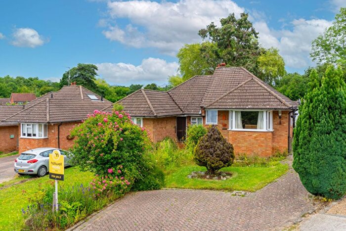 3 Bedroom Semi-Detached Bungalow For Sale In Bower Hill Close, South Nutfield, RH1
