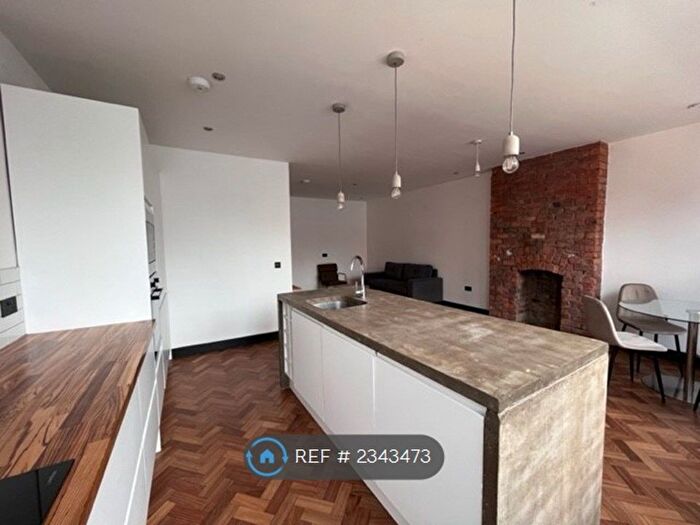 3 Bedroom Flat To Rent In Spear Building, Manchester, M1