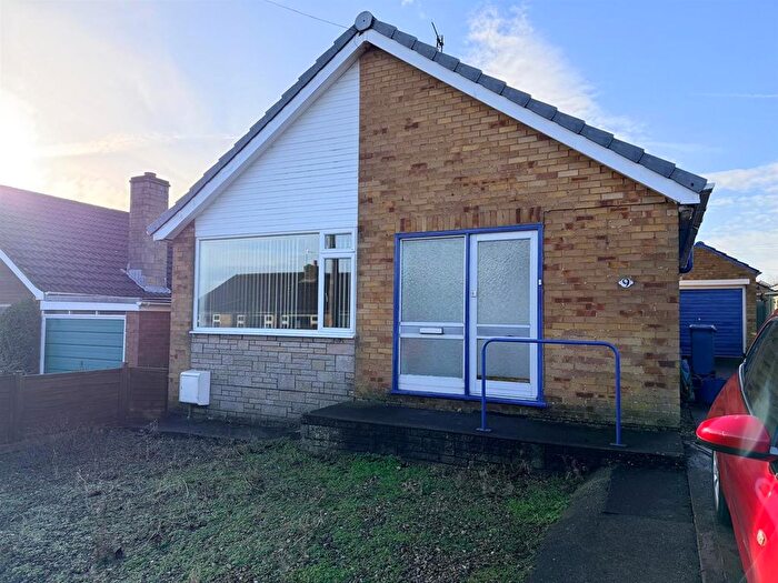 2 Bedroom Detached Bungalow For Sale In Alexander Avenue, East Ayton, Scarborough, YO13