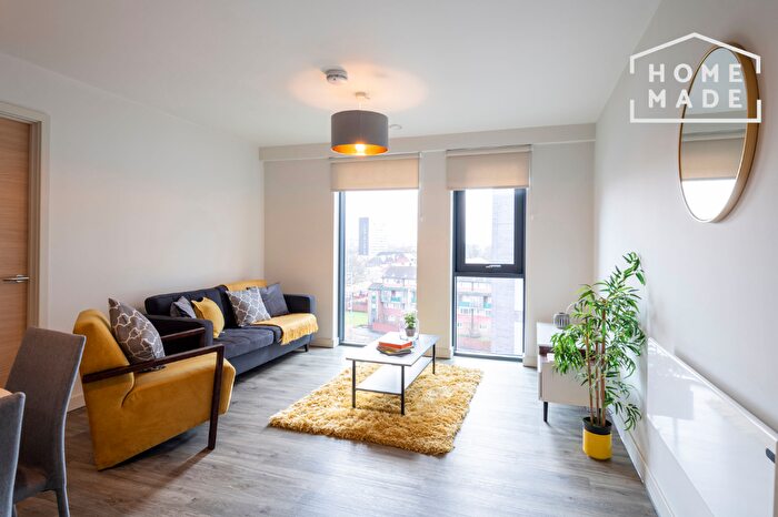 3 Bedroom Apartment To Rent In The Trilogy, M15