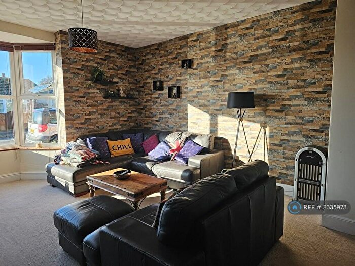 5 Bedroom Terraced House To Rent In High Street, Wyke Regis, Weymouth, DT4