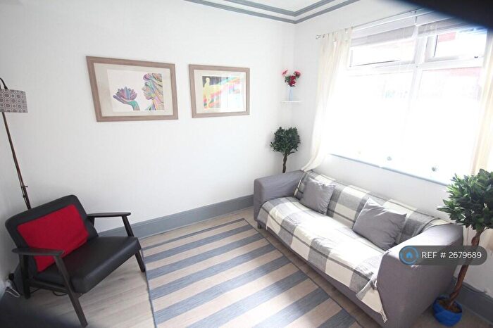 5 Bedroom Terraced House To Rent In Harold Road, Southsea, PO4