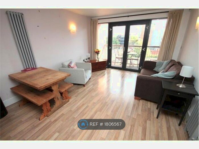 1 Bedroom Flat To Rent In The Ropeworks, Manchester, M15