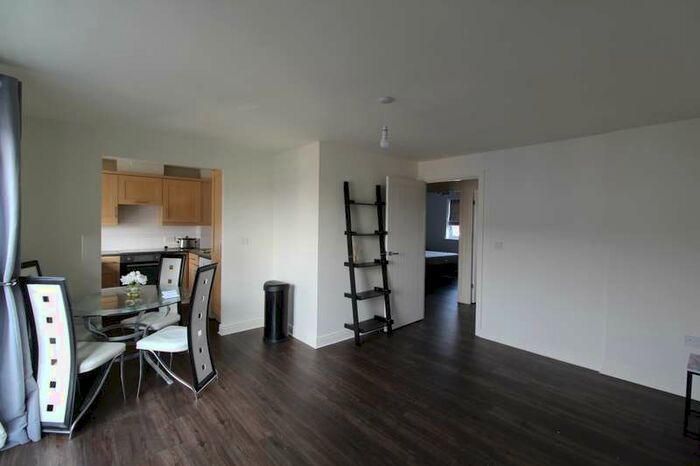 2 Bedroom Flat To Rent In Pownall Road, Ipswich, Suffolk, IP3