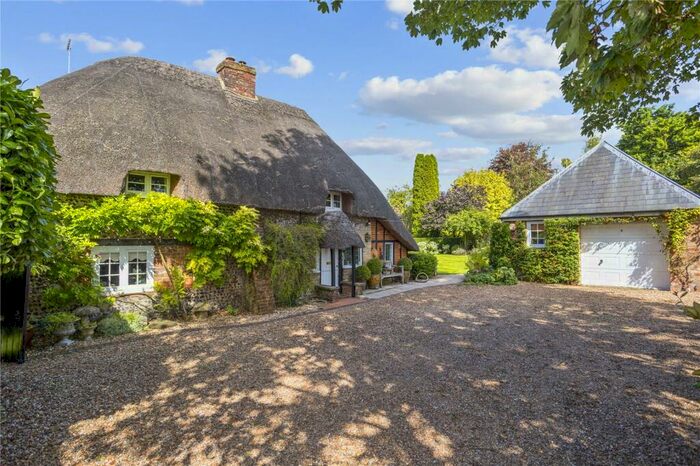 3 Bedroom Detached House For Sale In High Street, Collingbourne Ducis, Marlborough, Wiltshire, SN8