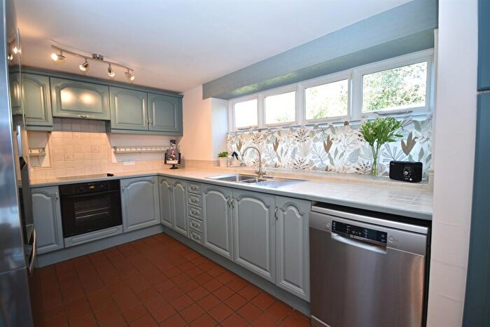 4 Bedroom Detached House For Sale In Congleton Road, Marton, SK11