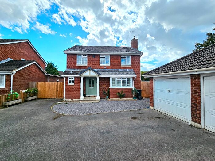 4 Bedroom Detached House For Sale In Roman Road, Abbeymead, GL4