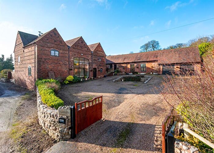 5 Bedroom Detached House For Sale In Cotwall End Road, Dudley, DY3