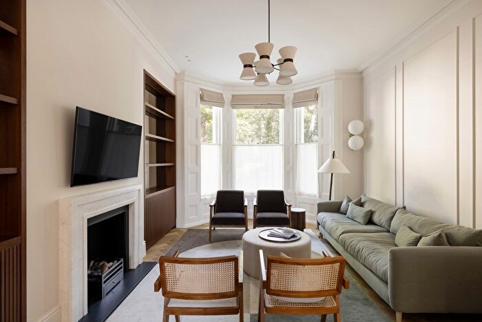 4 Bedroom Flat To Rent In Philbeach Gardens, London, SW5