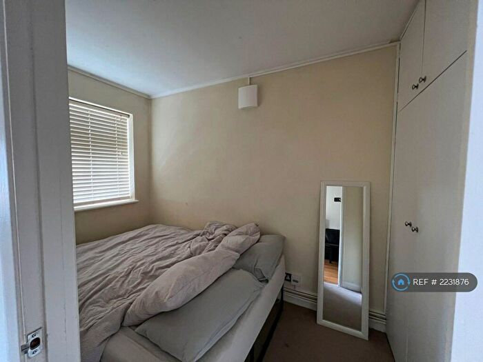 1 Bedroom Flat To Rent In Sunningfields Road, London, NW4