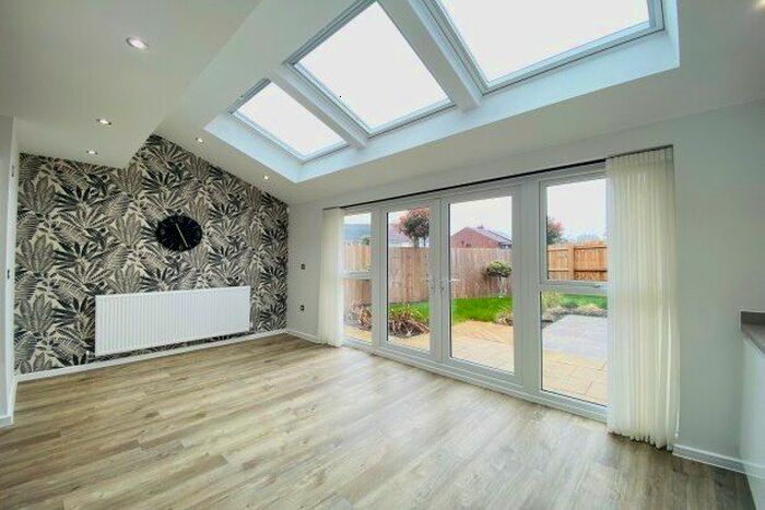 3 Bedroom Property To Rent In Spinners Avenue, Preston, PR5