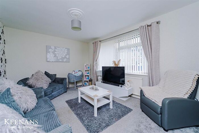 2 Bedroom Flat To Rent In Delph Road, Great Harwood, Blackburn, BB6