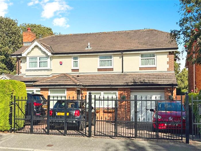 4 Bedroom Detached House For Sale In Birch Close, Sprotbrough, Doncaster, South Yorkshire, DN5