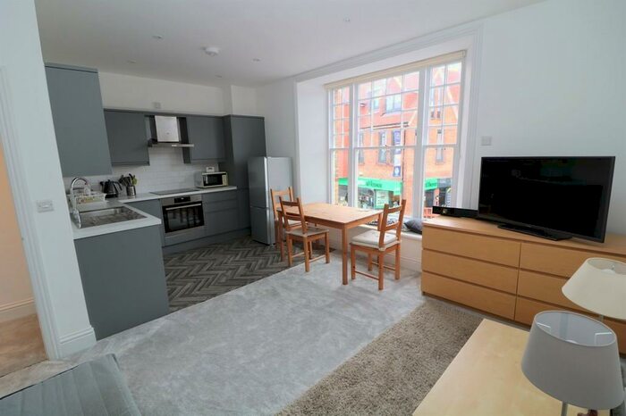 1 Bedroom Apartment To Rent In High Street, Dorking, RH4