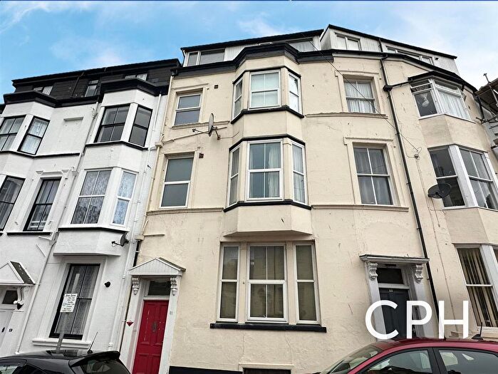8 Bedroom Property For Sale In New Queen Street, Scarborough, YO12