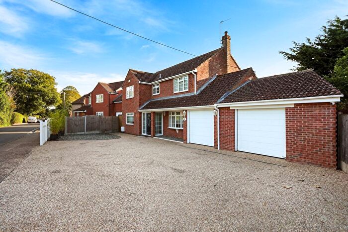 4 Bedroom Detached House For Sale In Church Road, Thorrington, Colchester, CO7