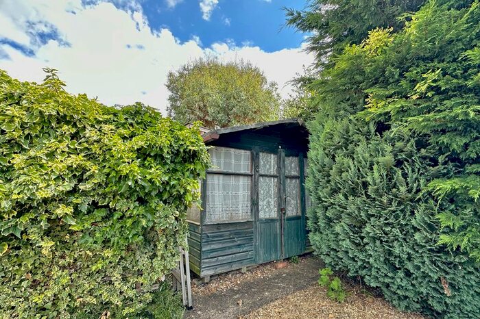 2 Bedroom Detached House For Sale In Fair View, Headington, Oxford, OX3