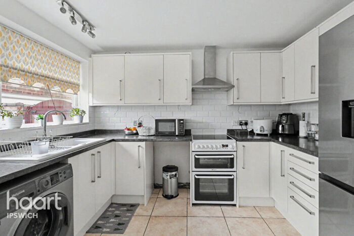 2 Bedroom Semi-Detached House For Sale In Margate Road, Ipswich, IP3